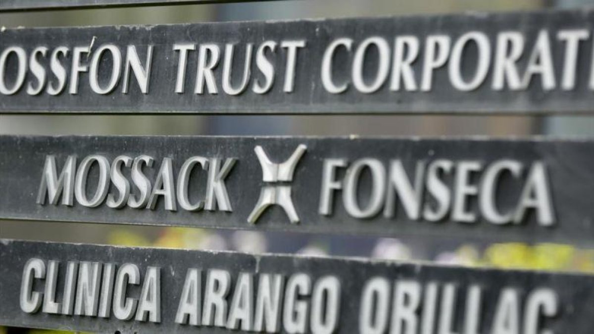 Placa del despacho de Mossack Fonseca en Panamá.