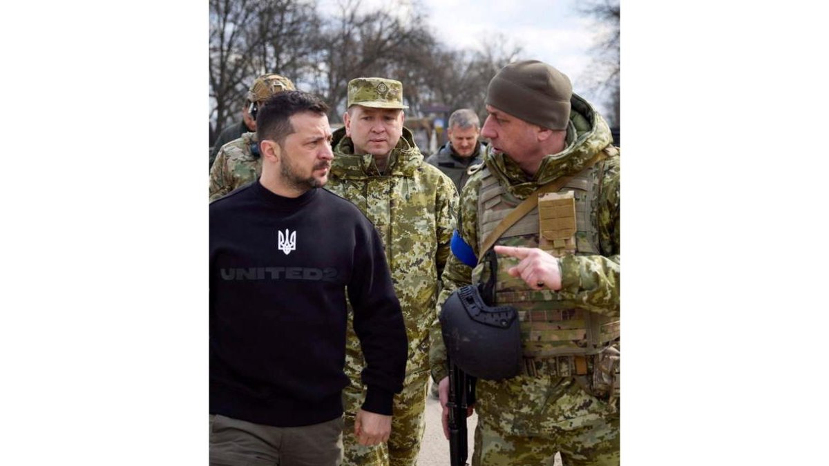 Zolodimir Zelenski en una visita al frente. PRESIDENTIAL PRESS SERVICE