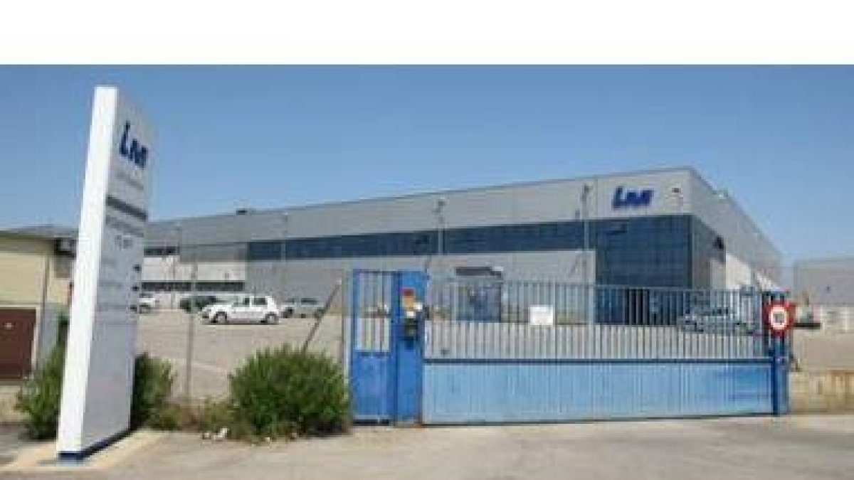 Factoría de LM en el polígono de La Llanada.