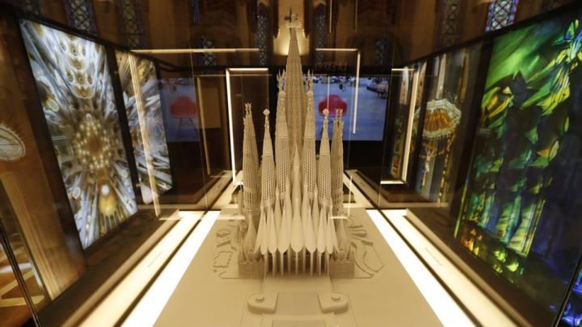 Imagen de la exposición sobre Antoni Gaudí en el Palacio Episcopal
