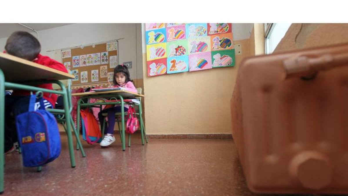 Imagen de una de las aulas del colegio Antonio Valbuena.