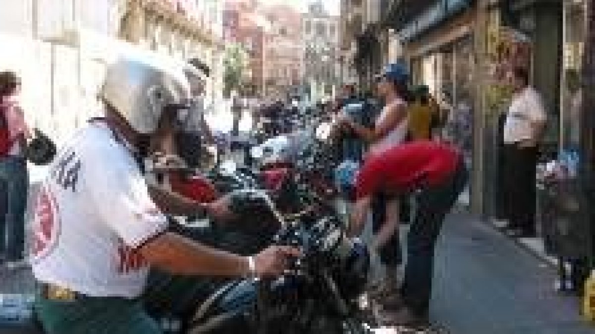 Los aficionados a la motocicleta llenan todos los veranos la ciudad y sus hoteles