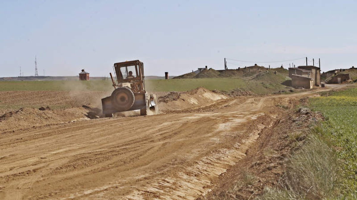 Obras de infraestructuras rurales pertenecientes a la concentración parcelaria de Los Oteros. RAMIRO