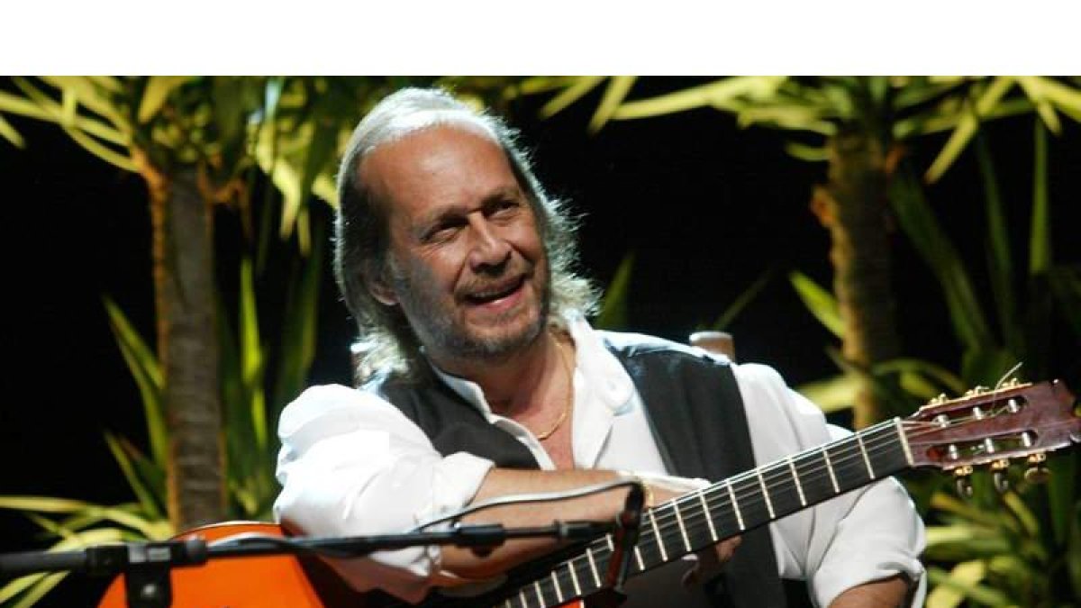 Imagen del último concierto que Paco de Lucía ofreció en León. Fue el 22 de mayo de 2004 en la Plaza de Toros, tras cinco años ausente de los escenarios.