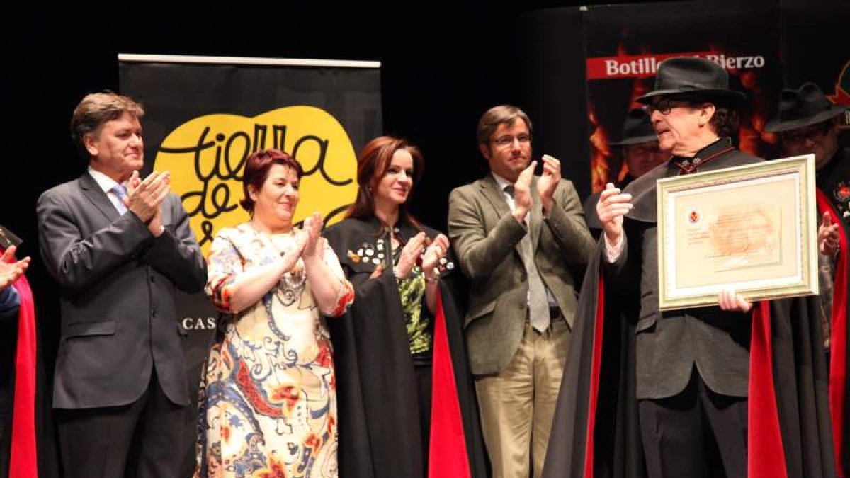 Francisco Vázquez, Clara Luquero, Silvia Clemente, Emilo Orejas y José Ruiz.