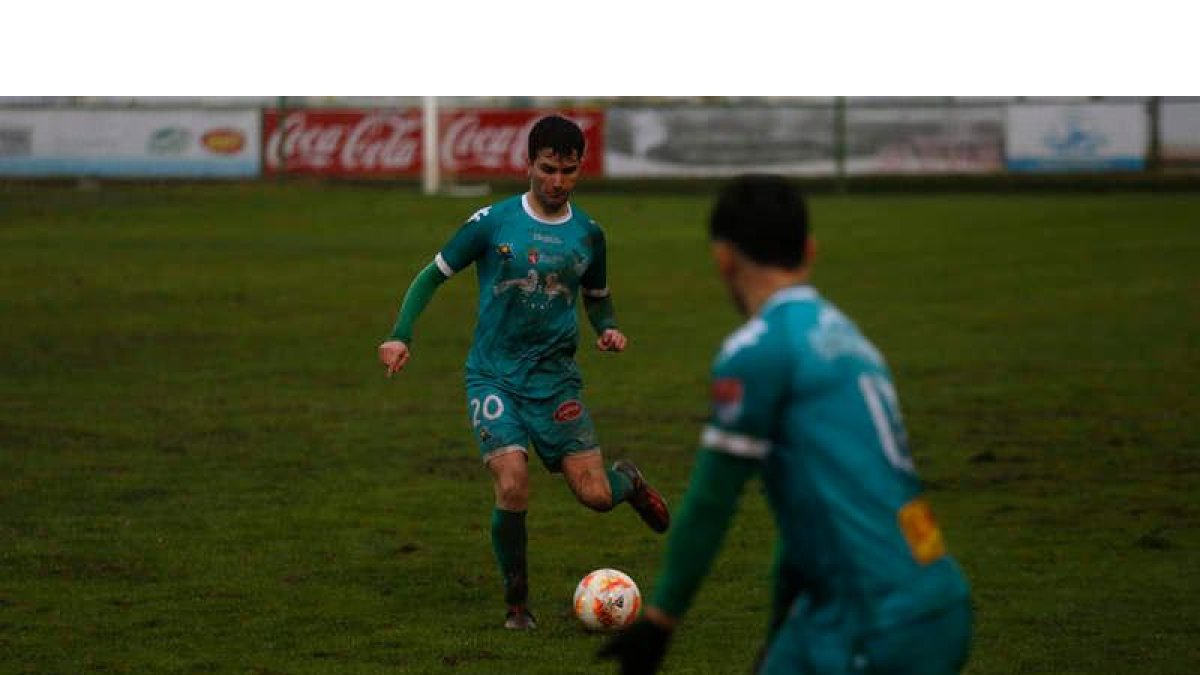 El Atlético Astorga tratará de sacarse la espina de la derrota de la primera vuelta frente al Mirandés B. F. OTERO