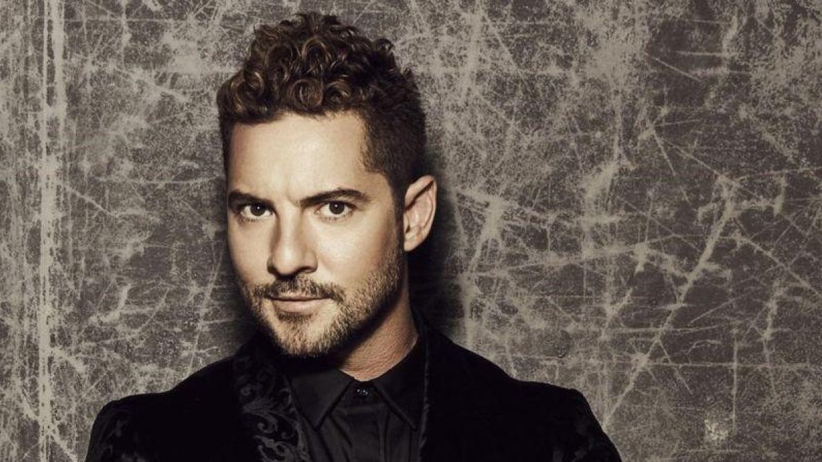 David Bisbal, en una imagen promocional de su nuevo disco, 'Hijos del mar'.