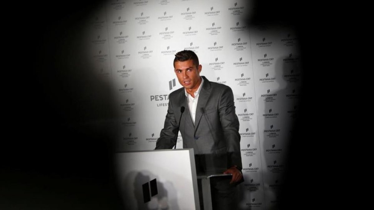 Cristiano Ronaldo, este domingo en la inauguración de su hotel en Lisboa.