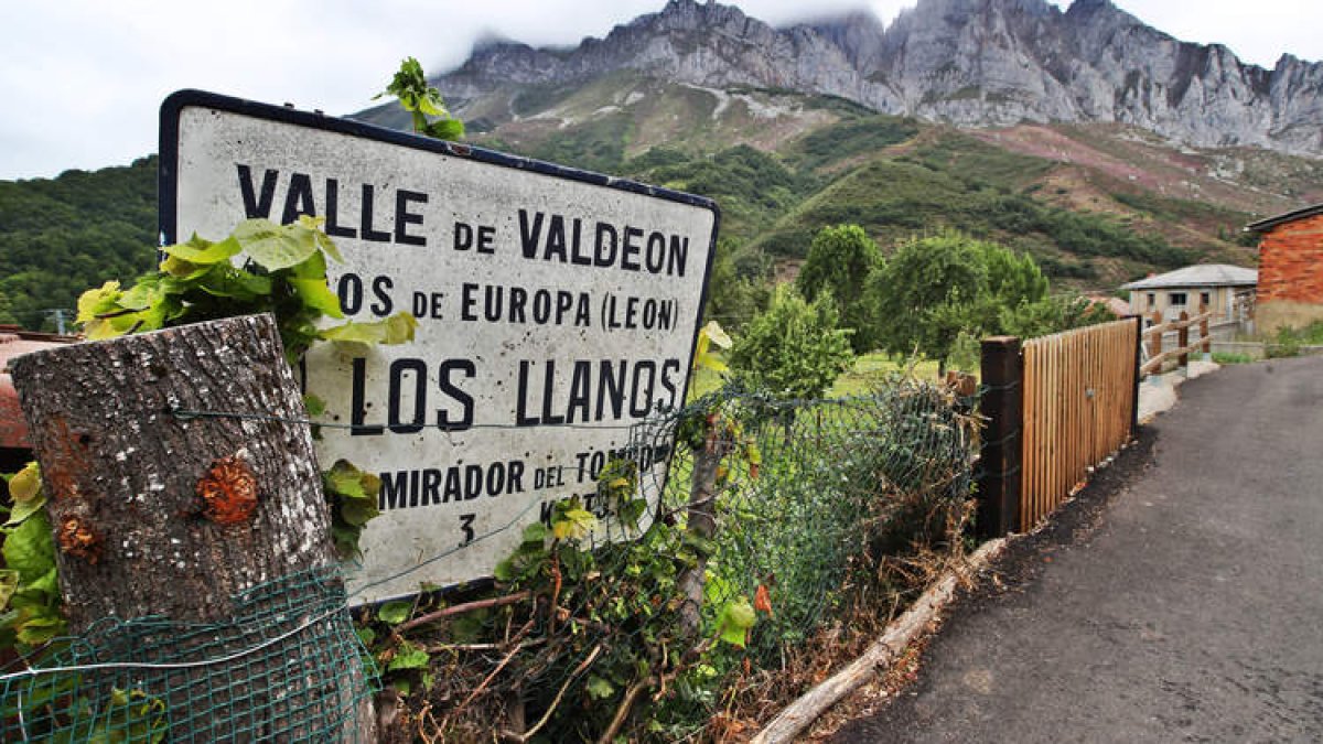 La caza y la pesca quedarán prohibidas a partir de mañana en todo el territorio de Picos de Europa. RAMIRO