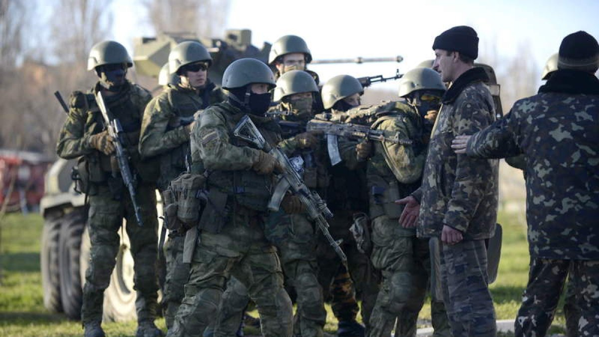 Imagen de la unidad de defensa ucraniana que combate en Crimea. JAKUB KAMINSKI