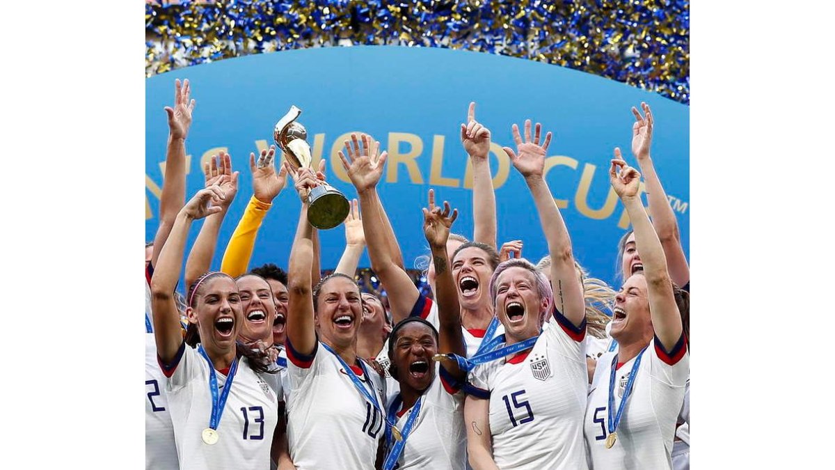 Estados Unidos celebra su cuarto Mundial. IAN LANGSDON