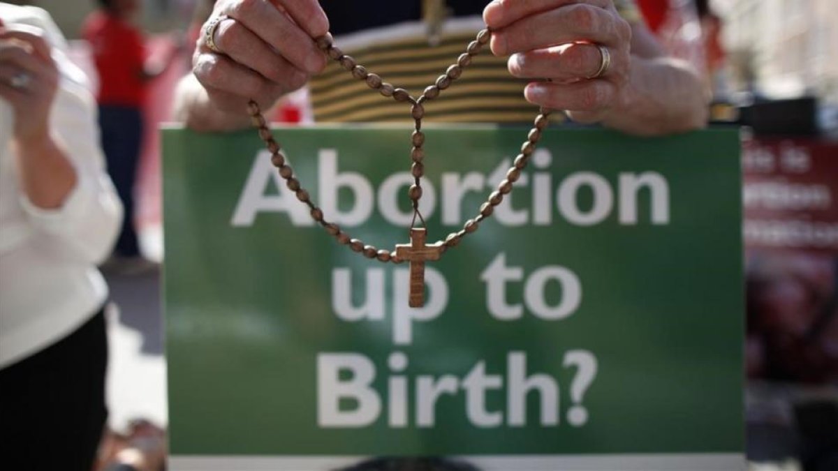 Manifestación en contra del aborto frente al Parlamento irlandés de Dublín en el 2013.
