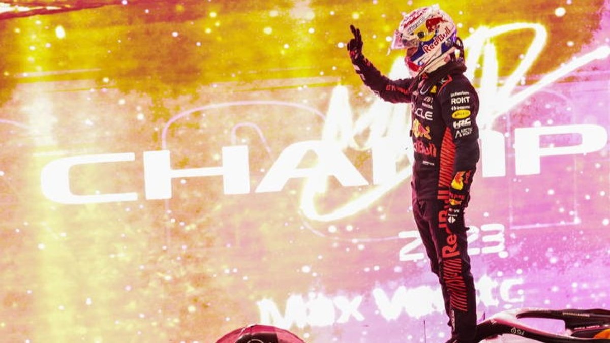 Verstappen celebra el campeonato del mundo. ALI HAIDER