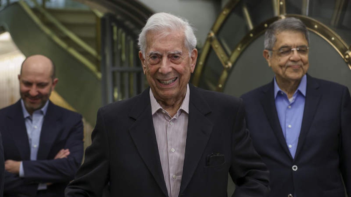 Mario Vargas Llosa en el Instituto Cervantes