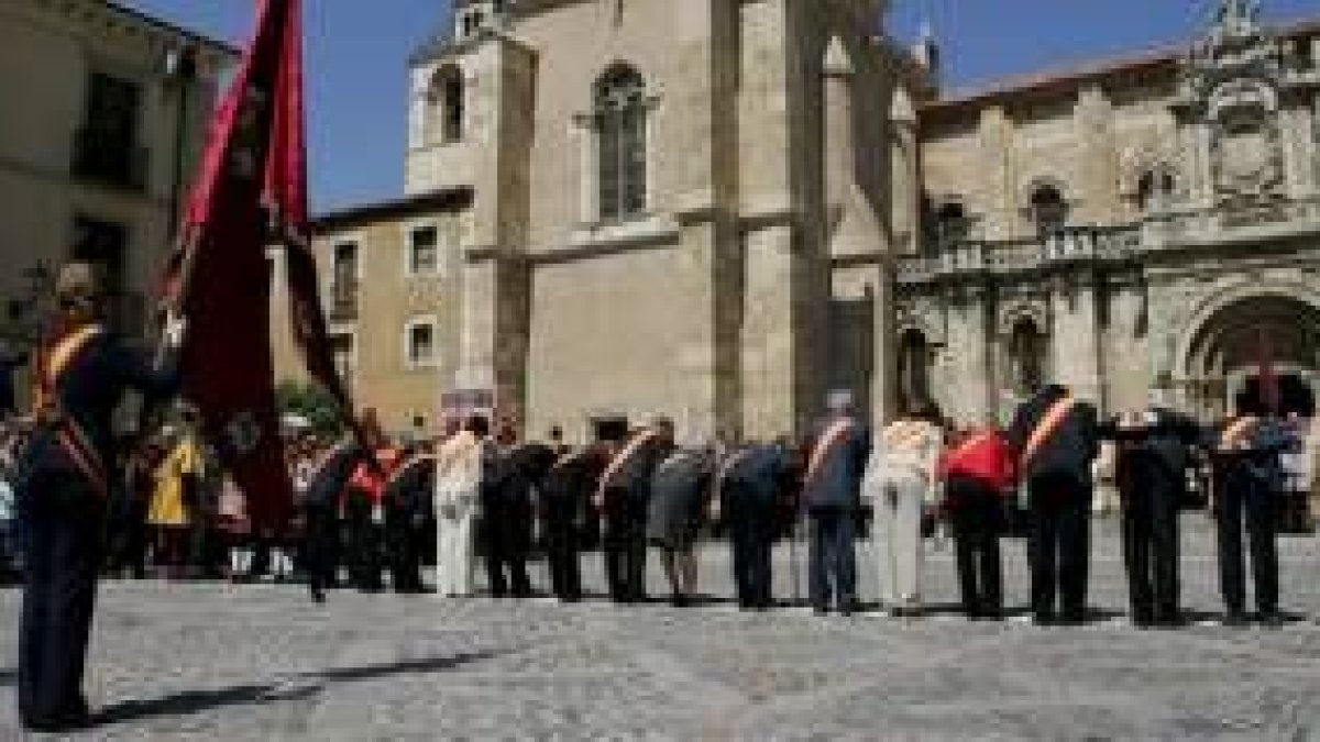 Los concejales se despiden del Cabildo en la ceremonia del año pasado
