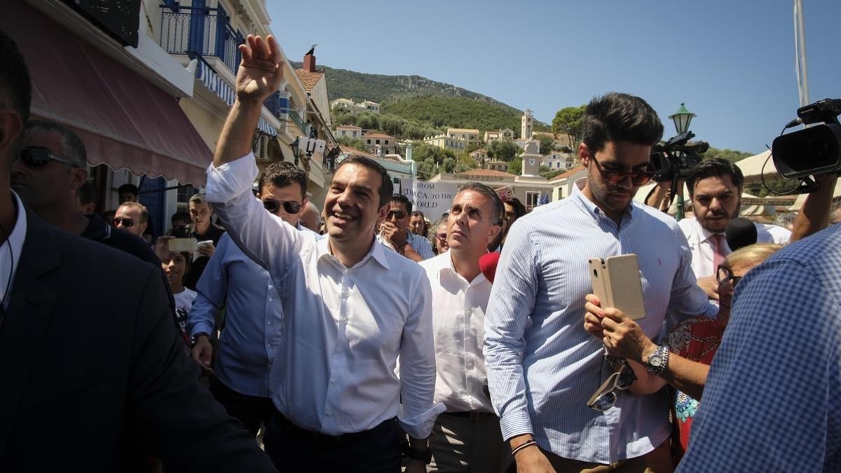 El primer ministro griego, Alexis Tsipras, en su visita a la isla de Ítaca en pasado martes