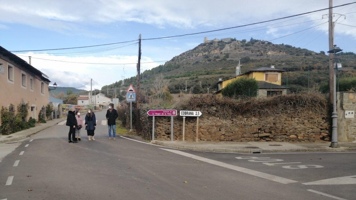 Visita de a delegada territorial de la Junta a Congosto, JCYL