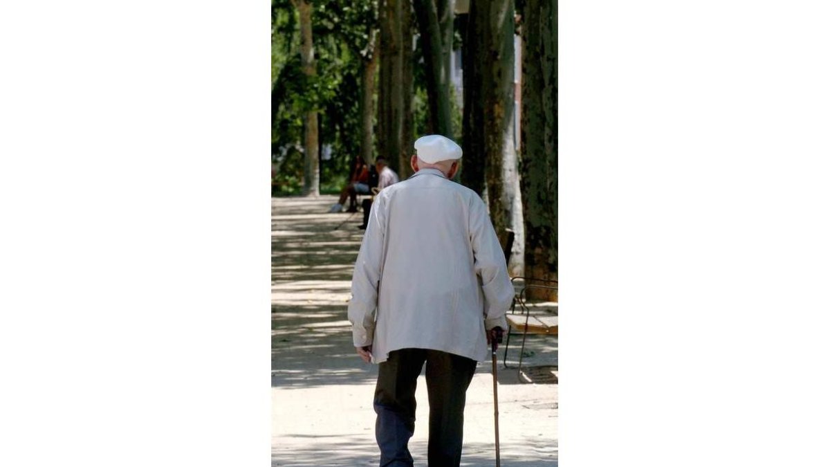 Hay más de 300.000 españoles mayores de cien años
