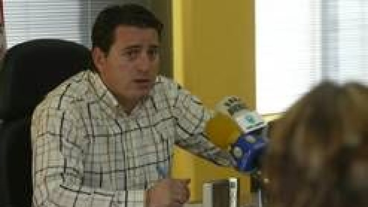 El alcalde de Cacabelos, el socialista José Manuel Sánchez