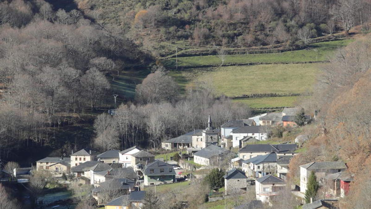 Vista general de la localidad de Barjas, cabecera del municipio, en una imagen reciente. L. DE LA MATA