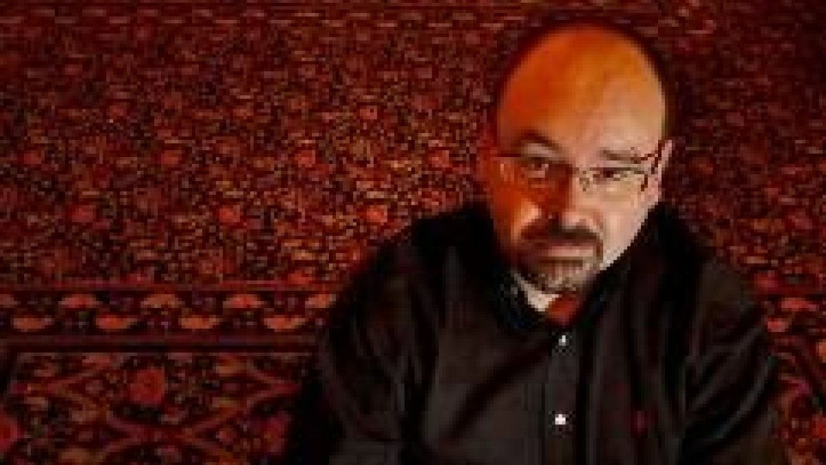 Ruiz Zafón ya tiene contratada su próxima novela