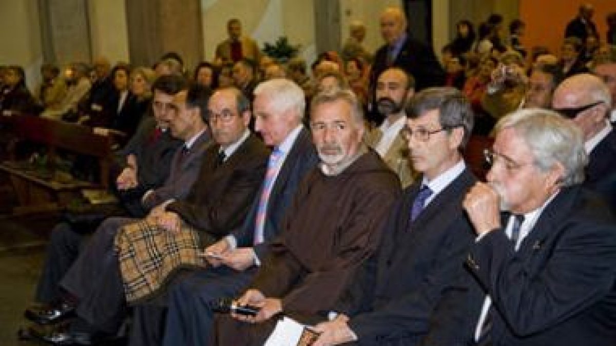 Un momento de la actuación de la Banda y Escuela de Música Municipal de Astorga