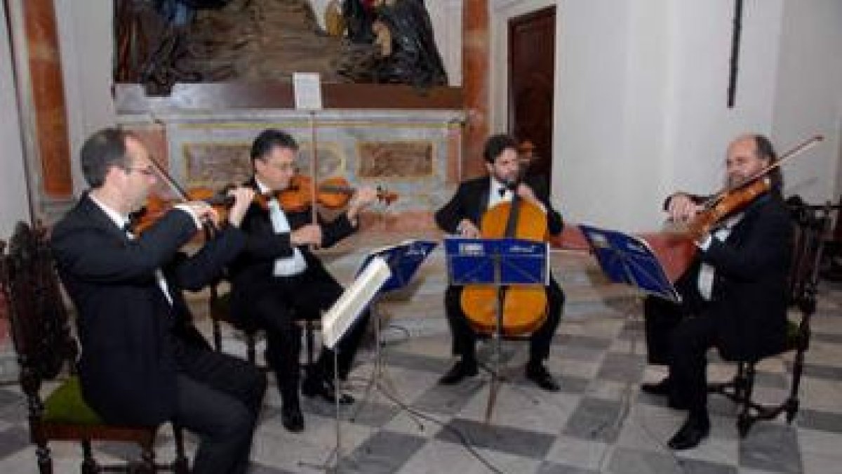 La Joven Banda de la Orquesta Sinfónica de Castilla y León durante una actuación.