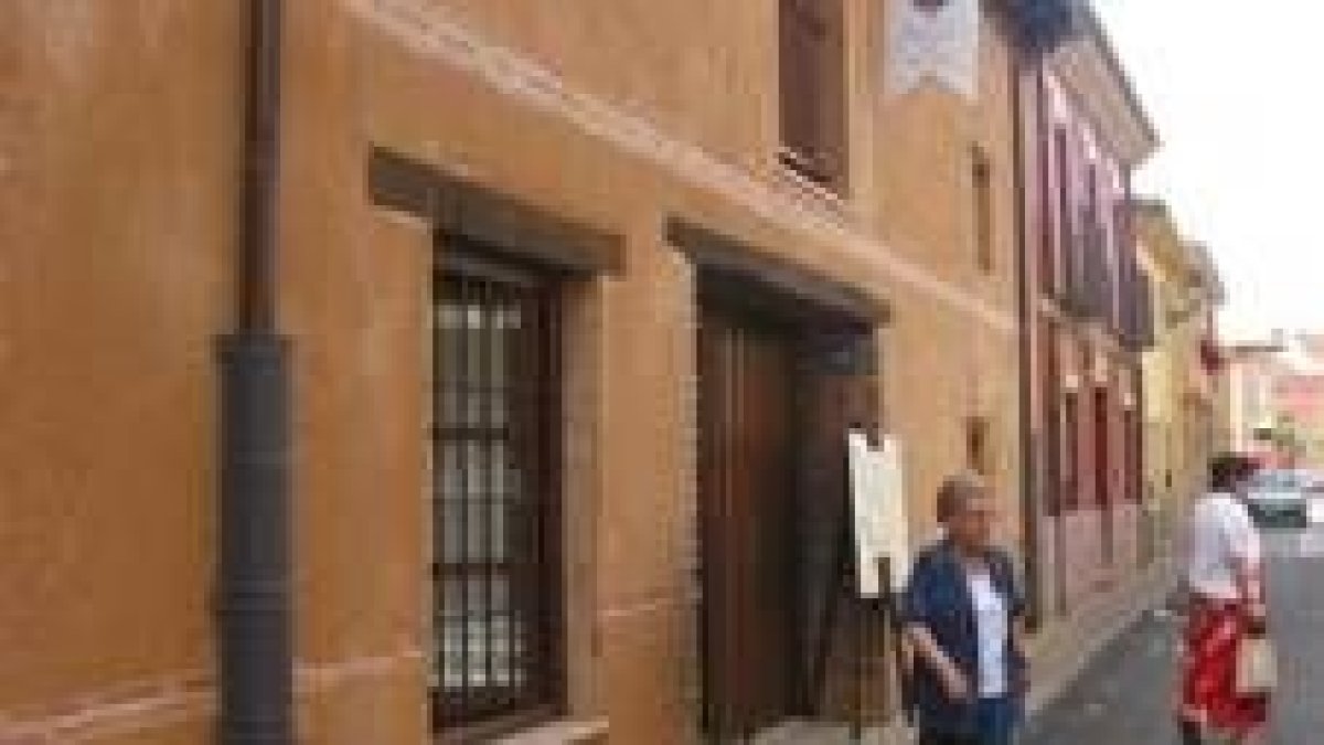 El PSOE exige la ampliación y adecuación del albergue de la localidad de Mansilla de las Mulas