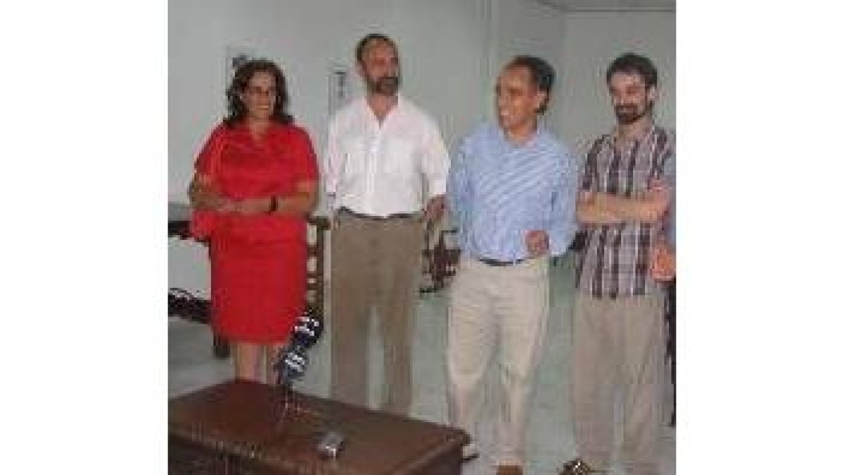 Crespo, Soto, Perandones y García en la inauguración de la muestra