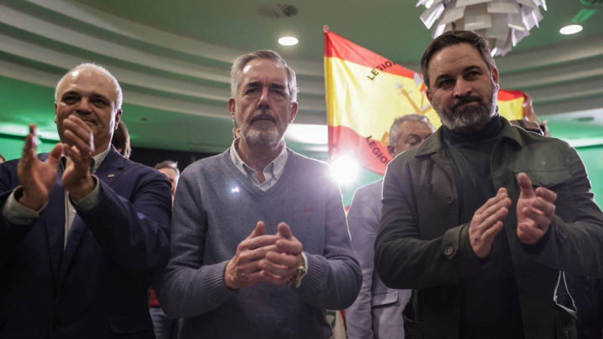El presidente de Vox, Santiago Abascal, durante el mitin electoral celebrado este viernes en A Coruña.