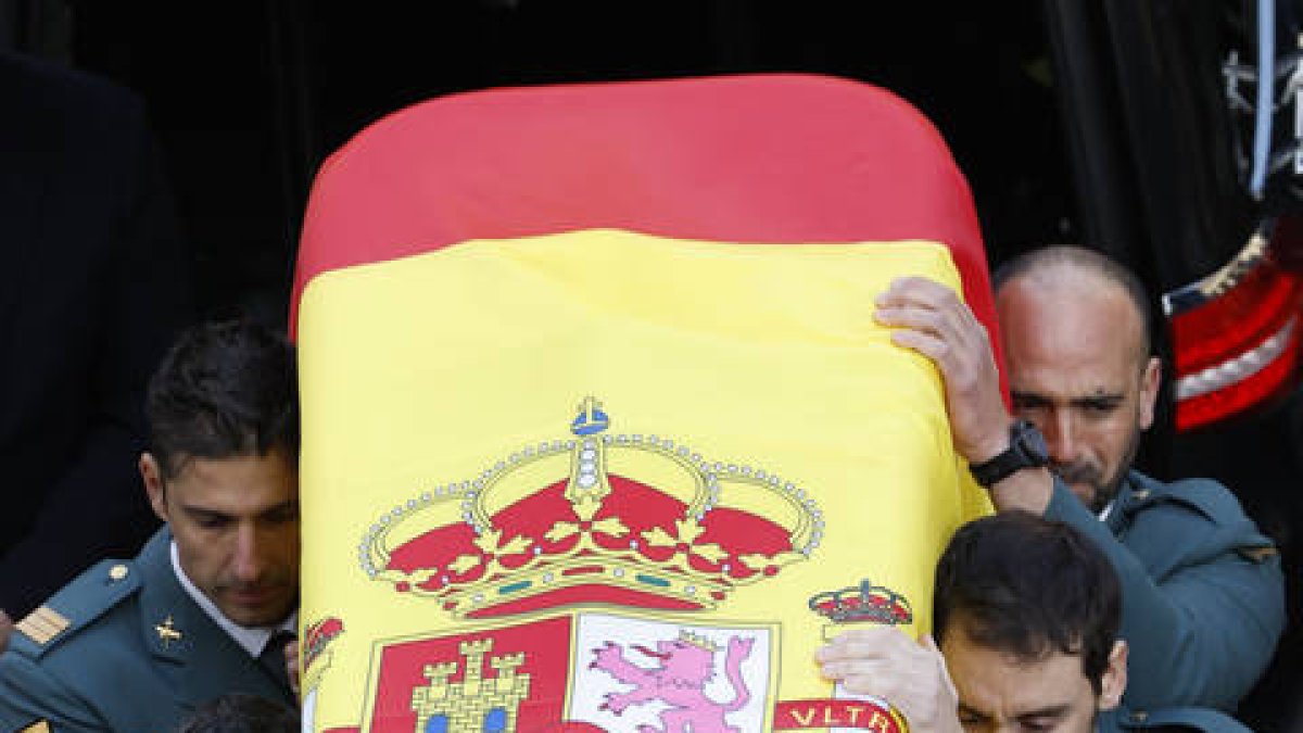 Funeral celebrado este domingo en Pamplona en memoria del guardia civil David Pérez Carracedo, fallecido este viernes en Barbate (Cádiz) al ser arrollada su patrullera por una narcolancha.