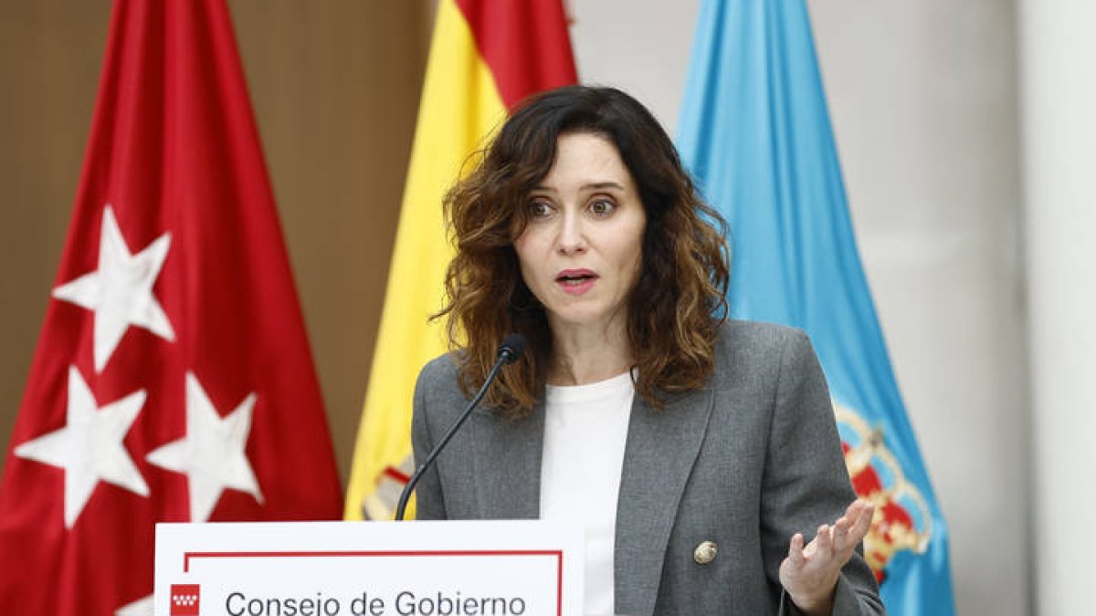 La presidenta de la Comunidad de Madrid, Isabel Díaz Ayuso, durante la rueda de prensa tras la reunión del Consejo de Gobierno, este miércoles en Leganés.