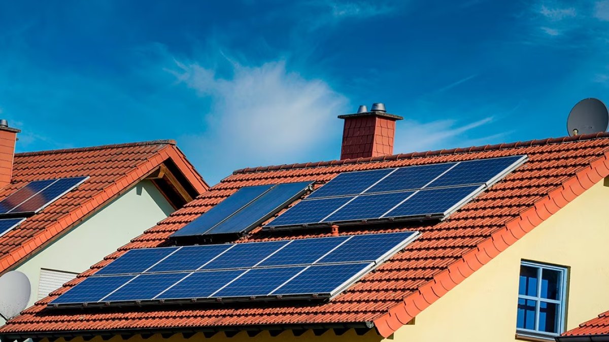 Placas solares en una vivienda