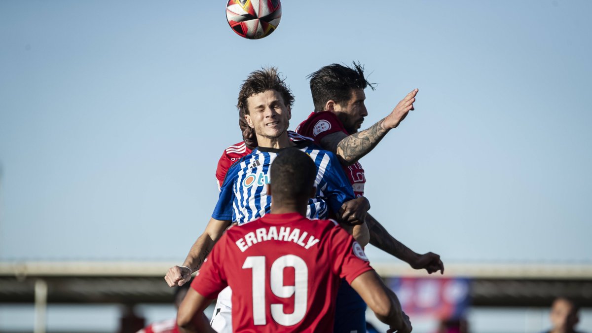 Un instante del Tarazona-Deportiva, el último partido que ha disputado la Ponferradina.