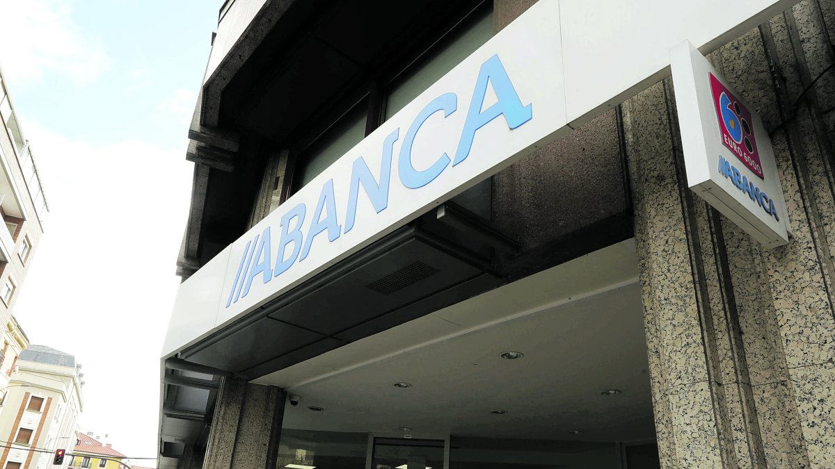 La Hipoteca Mari Carmen Mixta de ABANCA combina los cinco primeros años de interés fijo con el resto variable.