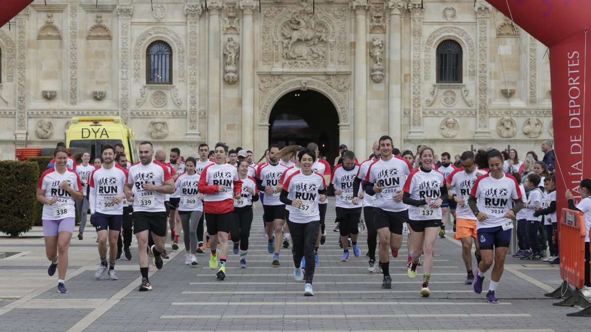 Carrera solidaria por la lucha contra el Parkinson en León.