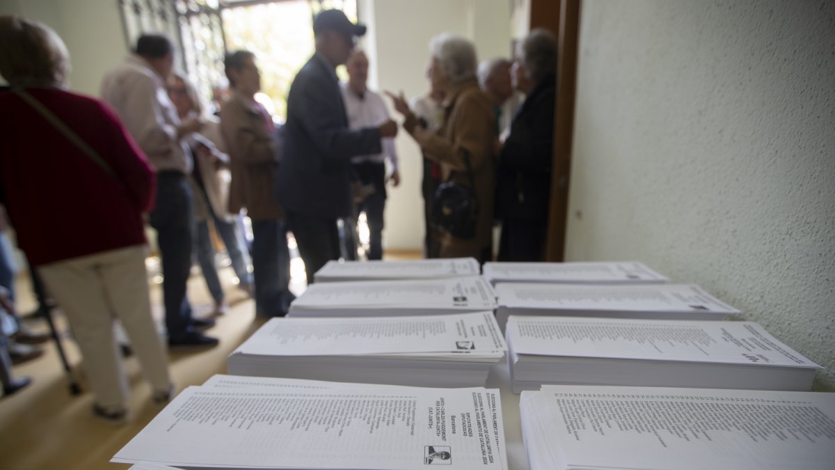 Imagen de una urnas, este domingo durante las elecciones catalanas.