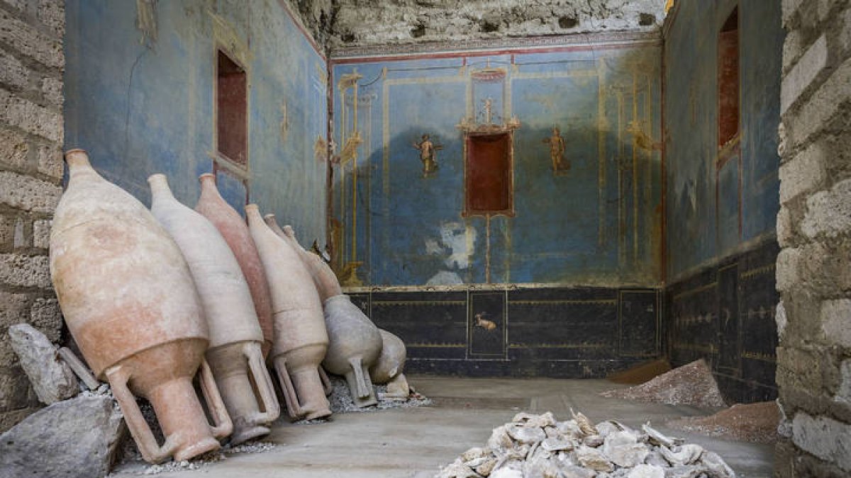 Las excavaciones que se están realizando en el Parque Arqueológico de Pompeya (sur de Italia), la ciudad devastada por el Vesubio en el 79 a.C, han sacado a la luz un 