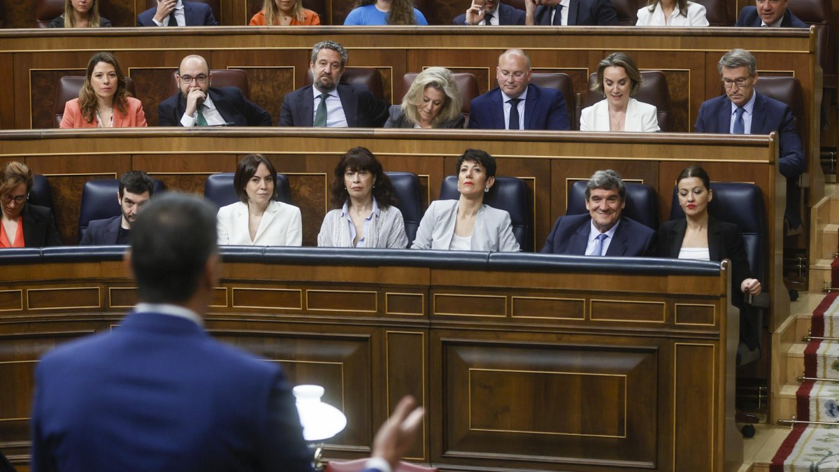 MADRID, 12/06/2024.-  El presidente del Gobierno, Pedro Sánchez, durante su intervención en la sesión de control al Ejecutivo en el Congreso. EFE/ Fernando Alvarado