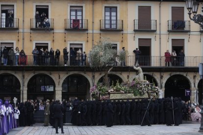 Procesión de Los Pasos este Viernes Santo en León.