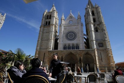 La hostelería será uno de los sectores más afectados por la reducción de las jornadas.