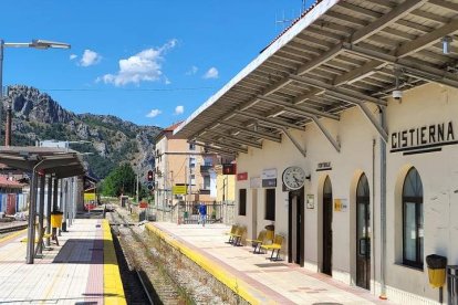 Estación de Cistierna.