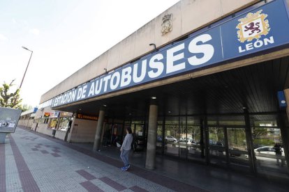 Estación de autobuses León: dirección, horario y conexiones