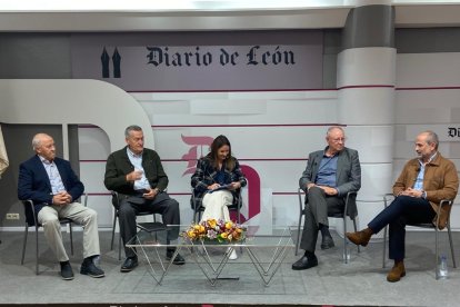 Herminio Medina, Eugenio Miranda, María Carnero, Ángel Quintanilla, Rodrigo Martín Caballero. RAMIRO