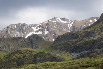 Pico Peña la Cruz. DL