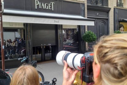 Fotografía de la joyería Piaget de rue de la Paix tras el atraco sufrido este martes, en París. EDGAR SAPIÑA