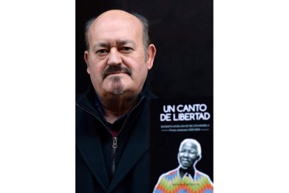 El escritor Germán Díaz, autor de la biografía de Mandela