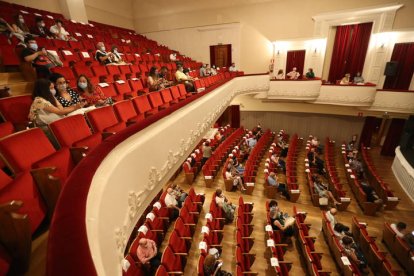 Distancia y seguridad para disfrutar de la cultura. LUIS DE LA MATA