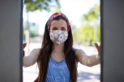 Cómo debes guardar la mascarilla correctamente mientras no la usas