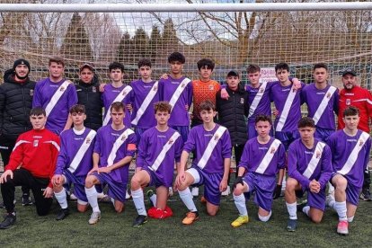 Formación del San Lorenzo que se hizo con la plaza de ascenso a la 2ª División Regional Cadete. DL